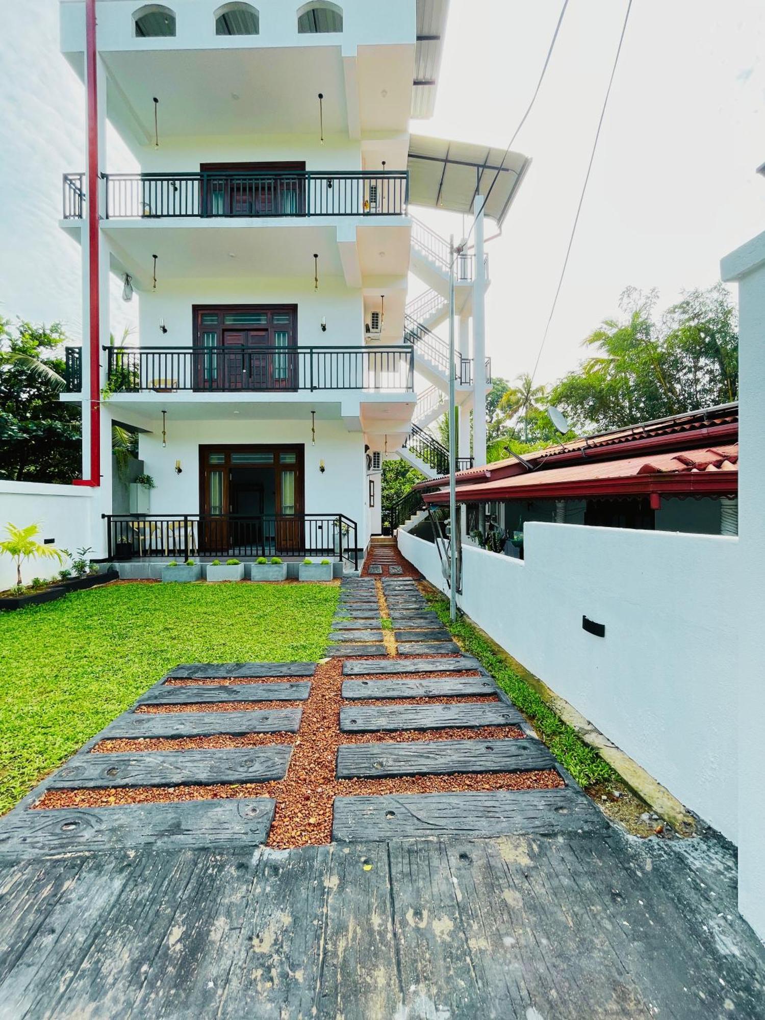 Yelisha'S Place Weligama Exterior photo